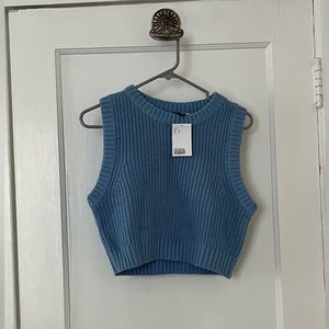 New with tags H&M divided blue knit sweater vest